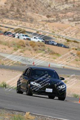 media/Oct-01-2022-Team Topak Racing (Sat) [[f860fb51be]]/2-Inter Low 2/session 2 turn 11/
